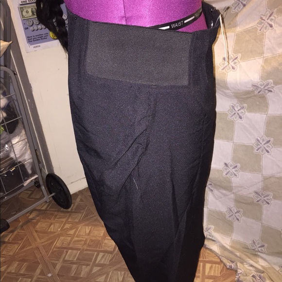 ASOS maternity skirt - Picture 2 of 5